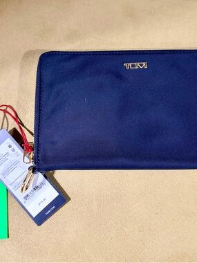 TUMI Voyageur Vevay jewelry portfolio